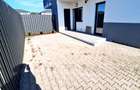 De vanzare apartament 2 camere si curte proprie 90 mp - 3
