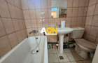 De vanzare apartament 3 camere zona Cetate - 8