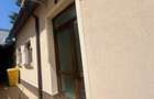 Casa la sol, renovata ,caramida, pentru locuit sau spatiu birouri, zona  buna - 4