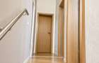 Apartament 3 camere, terasă 23,63 mp, parcare – complet mobilat