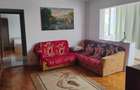 Închiriez apartament 3 camere spațios renovat complet fara minori fara animale d - 4