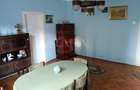 Apartament 3 camere ultracentral – terasă, pod 80 mp și curte - 1