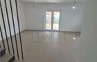 Duplex superb - zona foarte buna - toate utilitatile - gata de mutat - 28