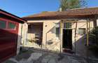 Casa cu 2 camere in curte comuna, semidecomandata, 52mp utili - Iosefin - 9