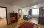 Apartament 3 camere DECOMANDAT + GARAJ opțional, Str. Cremenea - 1