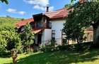 Casa individuala cu 5 camere si teren de 1 hectar - Ghioroc - Arad - 1