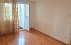 Vand apartament 2 camere decomandat in Deva, zona Micro 15, situat pe mijloc, - 2
