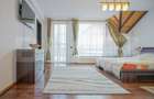 Casa de 500 mp utili, mobilata modern, 440 mp teren in Brasov !
