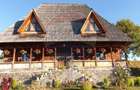 Vanzare 3 case de vacanta si 15750 mp teren, Botiza, Maramures - 6