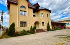     .	Casă elegantă într-o zonă liniștită, perfectă pentru un nou început - 3