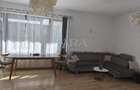 Casă spațioasă, renovată complet, într-o zonă liniștită - 2