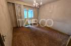 Apartament decomandat 4 camere 4 balcoane 2 bai etaj 1 Central Sibiu - 1
