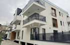 4 camere decomandat cu curte Ultracentral - 15