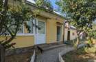 Proprietar,casa renovata ,teren 2000 mp deschidere 113 m,Farcasele Olt - 1