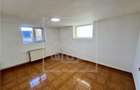 Casa de inchiriat - spatiu birouri/comercial - 6 camere - 200 mpu - 22