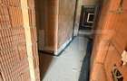 Apartament 3 camere, 2 bai, decomandat, etaj intermediar, zona Tractorul - 3