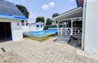 Casa individuala de vanzare in Timisoara cu sauna si piscina, zona Fratelia - 17