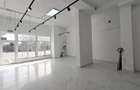Spatiu comercial cu intrare din strada, vad comercial, zona - 1
