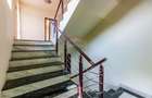 Casă / vilă de vânzare în Balotești | aprox. 350 mp | teren 1.015 mp - 11