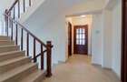 Casa de Lux in Livada cu Ciresi Eleganta, Confort si Panorama de Vis - 6