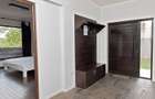 Vilă 5 dormitoare, 4 băi, 2 248mp teren, piscină. Preț: 229 000 E. - 31