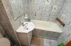 Titulescu, scoala 3, 3 camere decomandat, 80 MP ,loc parcare, etaj 1, 500 euro - 25