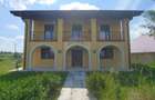 Casă / Vilă de lux cu 5 camere de vânzare în Vadu Moldovei, Suceava - 1
