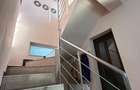 Casa P+1 zona KM 5 - 9