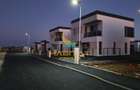 Casa P+1, 4 camere, ansamblu rezidential - 1