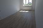 Vând apartament cu 2 camere, decomandat nou  + loc de parcare, situat in complex - 3