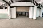 Spatiu 200 mpc de inchiriat in CITY CENTER Bacau – acces separat si parcare - 9