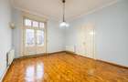 Apartament nemobilat, 3 camere, etaj 1, Bld.Revoluției - 1