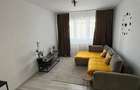 Apartament 2 camere decomandat,etaj 3, Zona Milcov - 1