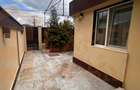 Casa de vanzare, 3 camere,  situata in zona CET - 16