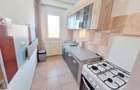 Apartament 2 semidecomandate, zona Milcov - 16