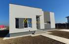 Casa individuala - 3 camere - 2 bai-310 mp teren - 5