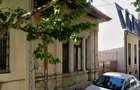 Vanzare casa veche de 288 mp si 440 mp teren in centrul Bucuresti - 2