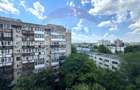 Apartament  3 camere de vanzare langa metrou Valea Ialomitei/Dr.Tabere - 1