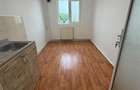 Apartament 2 camere,  58 mp, etaj 3 cu acoperis, zona Scoala 2 - 2