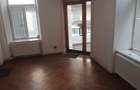 Inchiriere spatiu parter 3 camere Universitate - 1