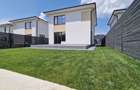 Casă 4 camere, 3 dormitoare, curte 330 mp, utilități complete - 2