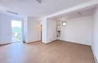 Birou la casa, 20 mp, parcare, zona Ambient, aproape de aeroport - 1