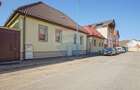 CASA 4 CAMERE SINGURA IN CURTE RENOVATA| BECI |STR. MIRASLAU GRIVITEI - 1