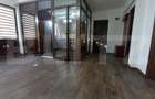 Apartament mobilat, 3 camere, 63 mp, curte 49 mp, parcare, cart Europa ! - 1