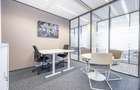 Spațiu de birou privat pentru 3 persoane în Regus  Charles de Gaulle Plaza - 1