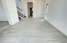 Duplex despartit prin spatiu tehnic - 3