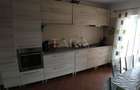 Apartament pe două niveluri cu garaj și parcare. - 2