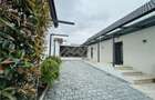 Casa de inchiriat, 4 camere, 130 mpu, 300 mp teren, zona foarte buna - 10
