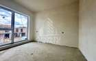 Apartament cu 2 camere, etaj intermediar, bucatarie inchisa, Giroc - 2