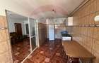 Apartament 3 camere în zona Sud-Vest ROMPETROL - 8